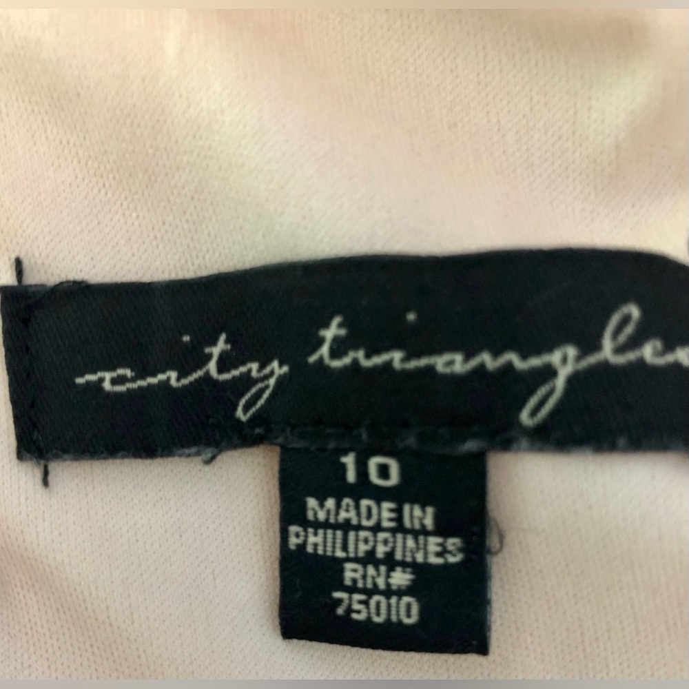 City Triangles Cream Dress - Picture 3 of 5
